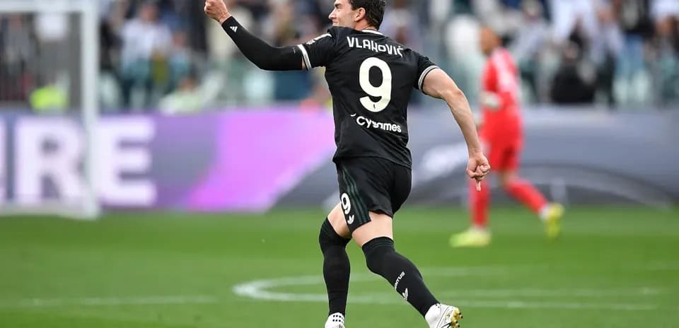 Dusan Vlahovic celebrating a goal for Juventus