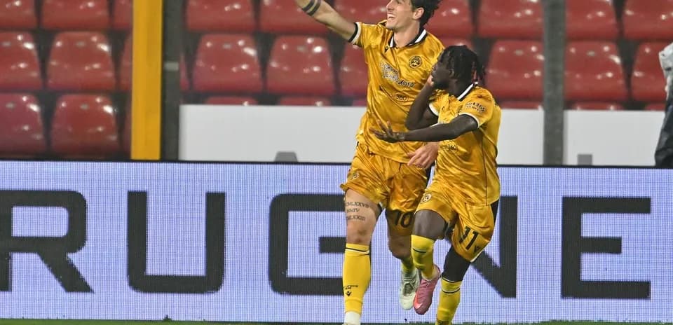 Players celebrating a goal during Serie A match