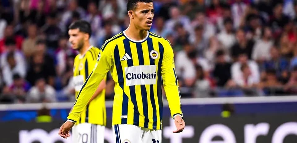 Fenerbahçe player on field during match action