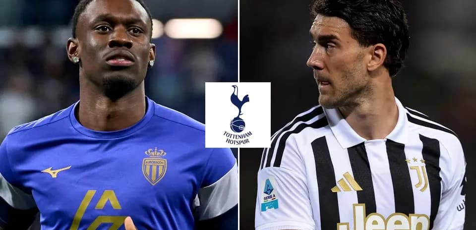 Players from AS Monaco and Juventus facing off