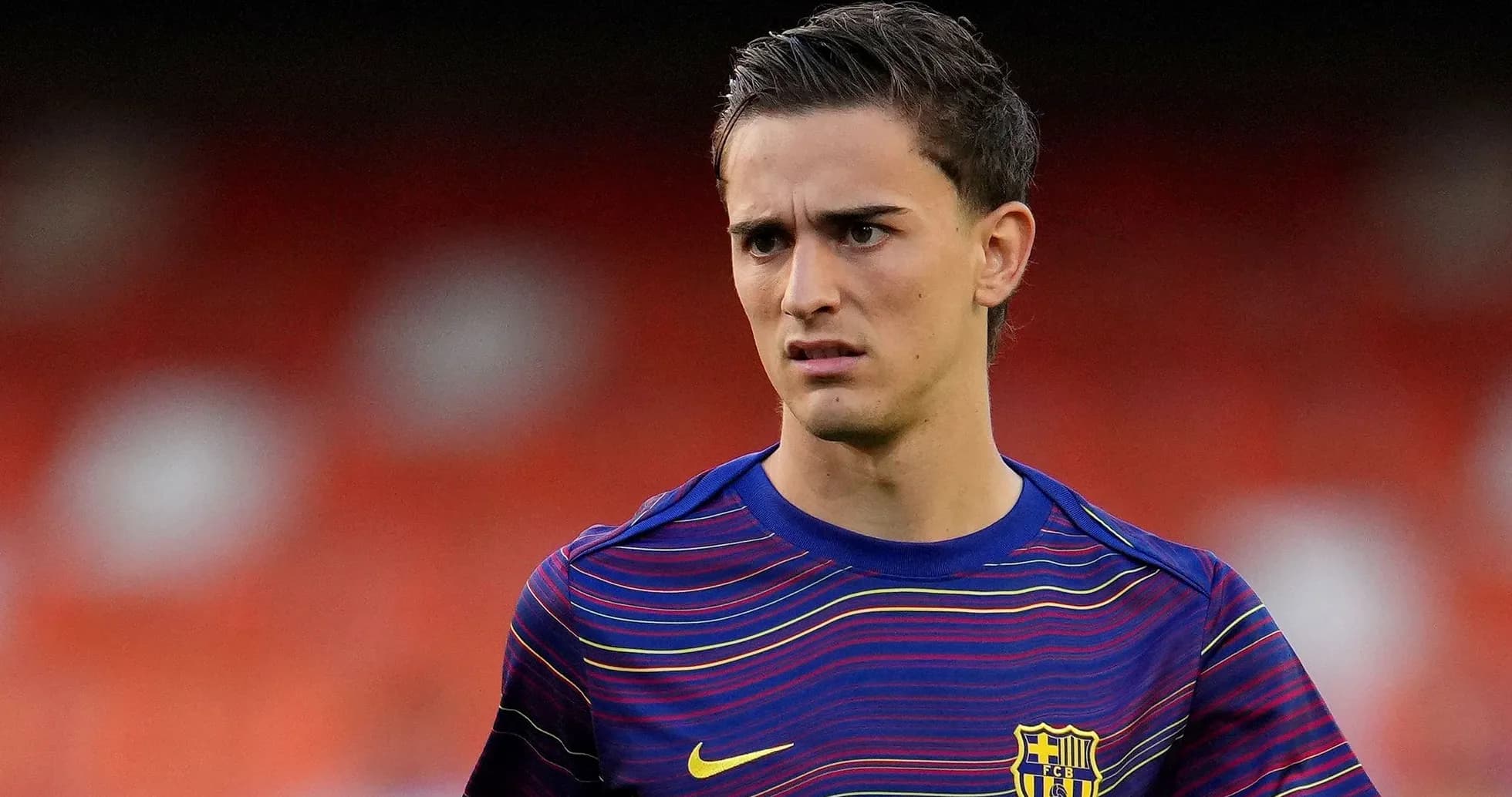 Player in FC Barcelona kit during warm-up