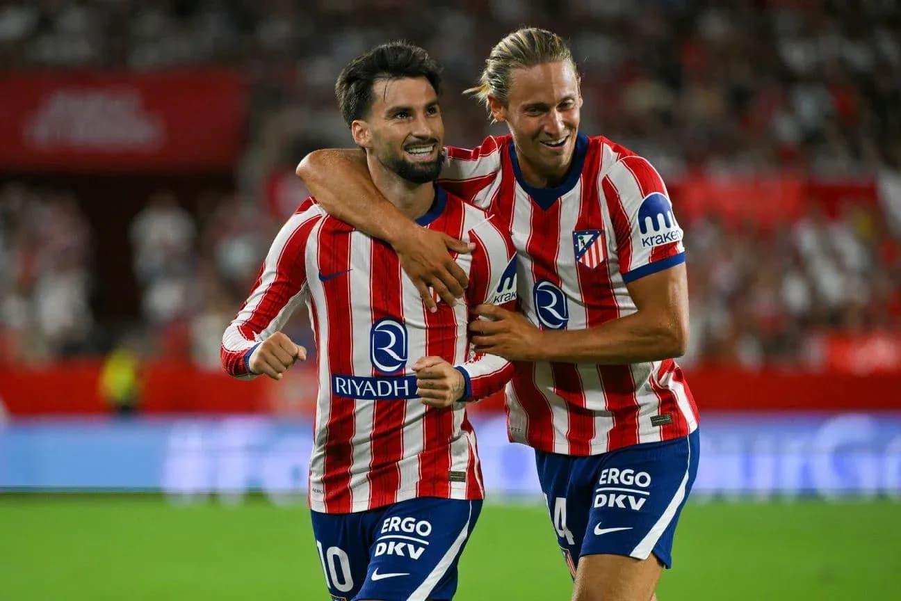 Atletico Madrid players celebrating a goal