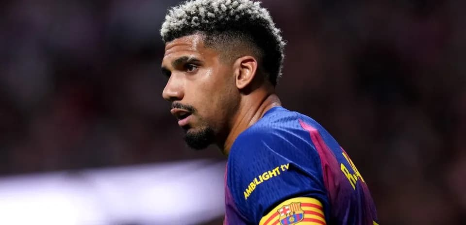 Player in FC Barcelona jersey during match