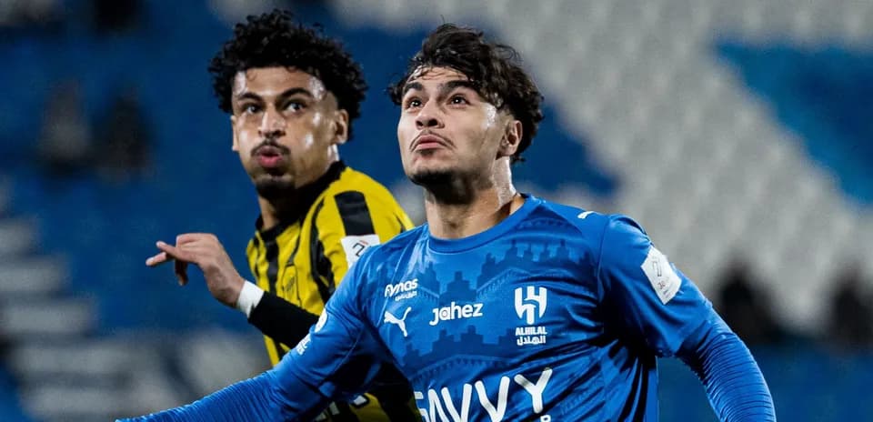 Two players from Al Hilal and Ittihad during match