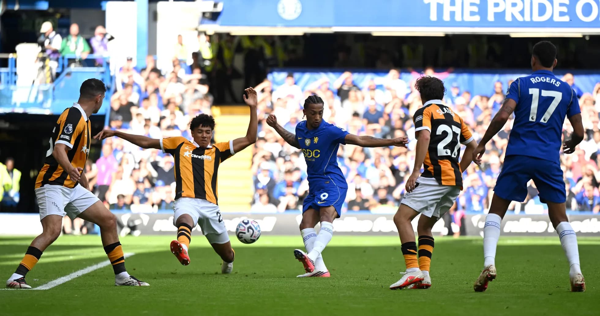 Chelsea player shooting during match against Hull City