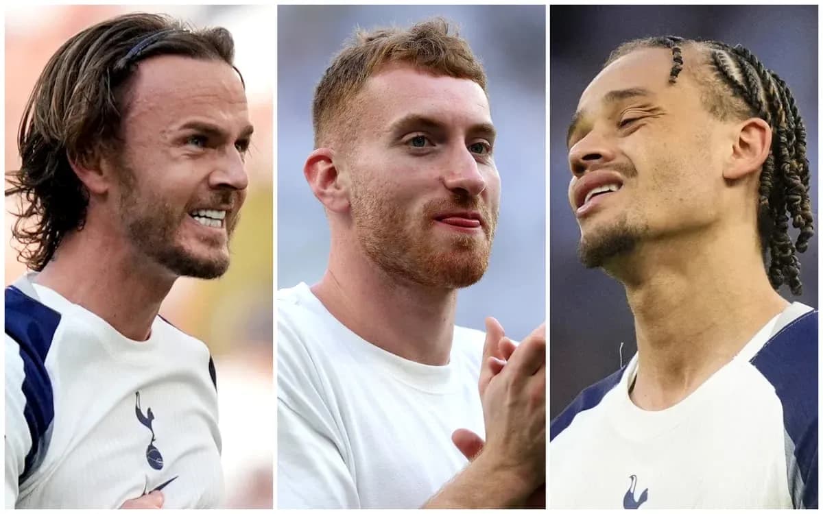 Three Tottenham players in training jerseys