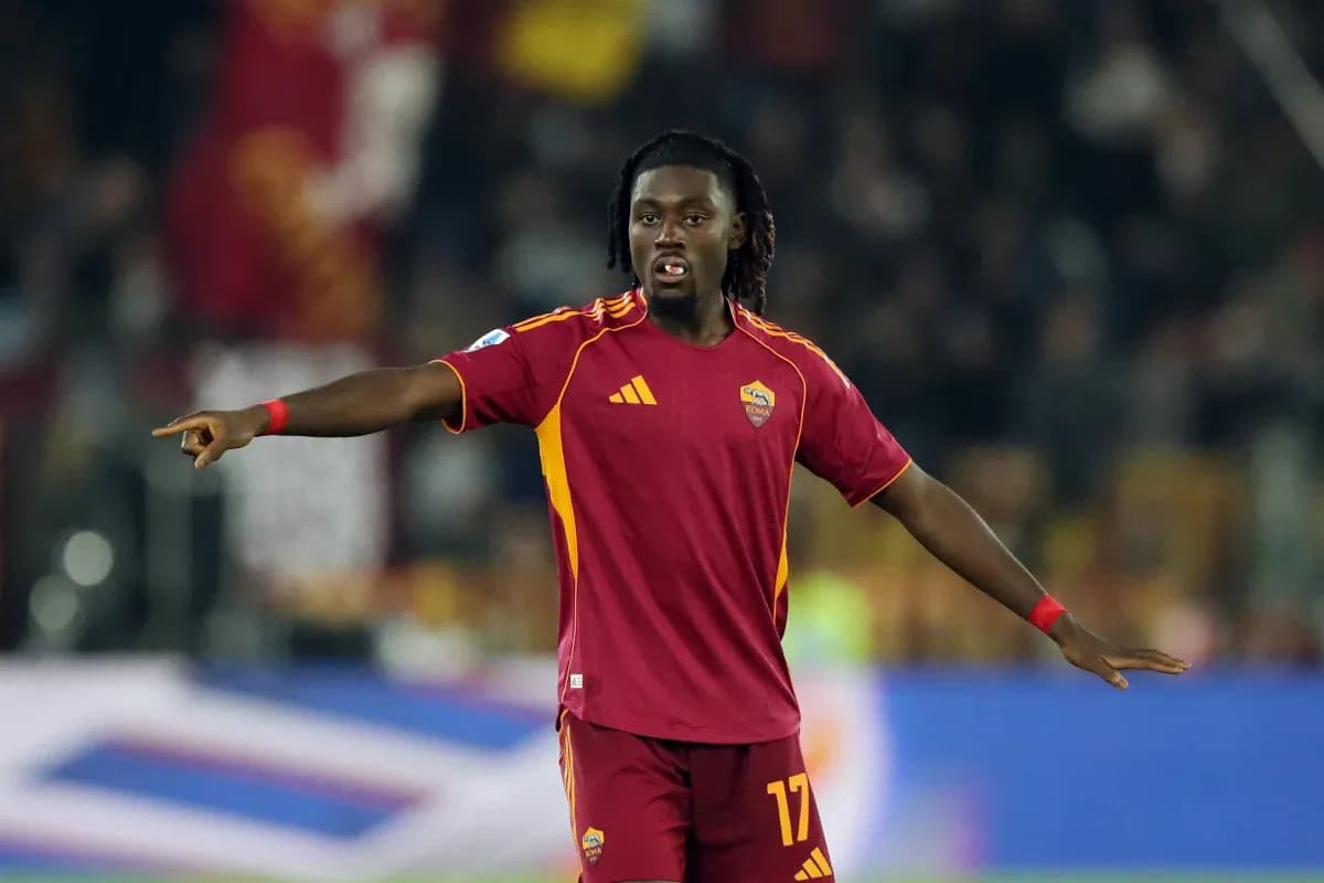 Player gesturing during match for AS Roma