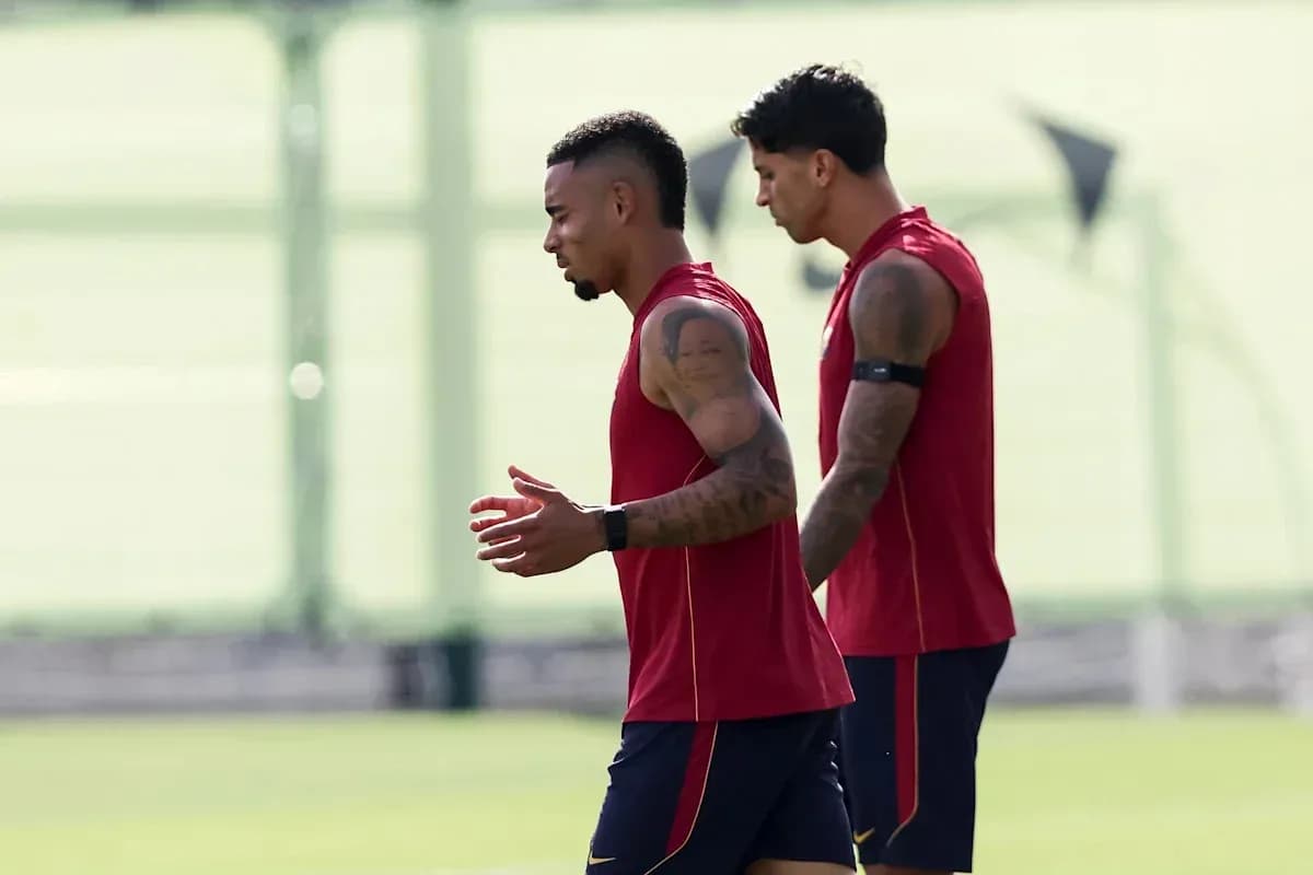 Two players jogging during a training session