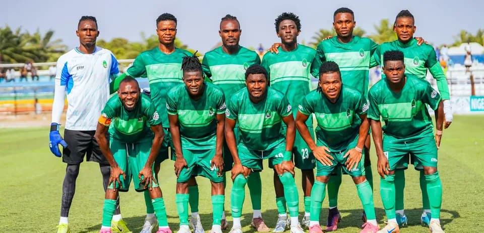 Nasarawa United team photo before match