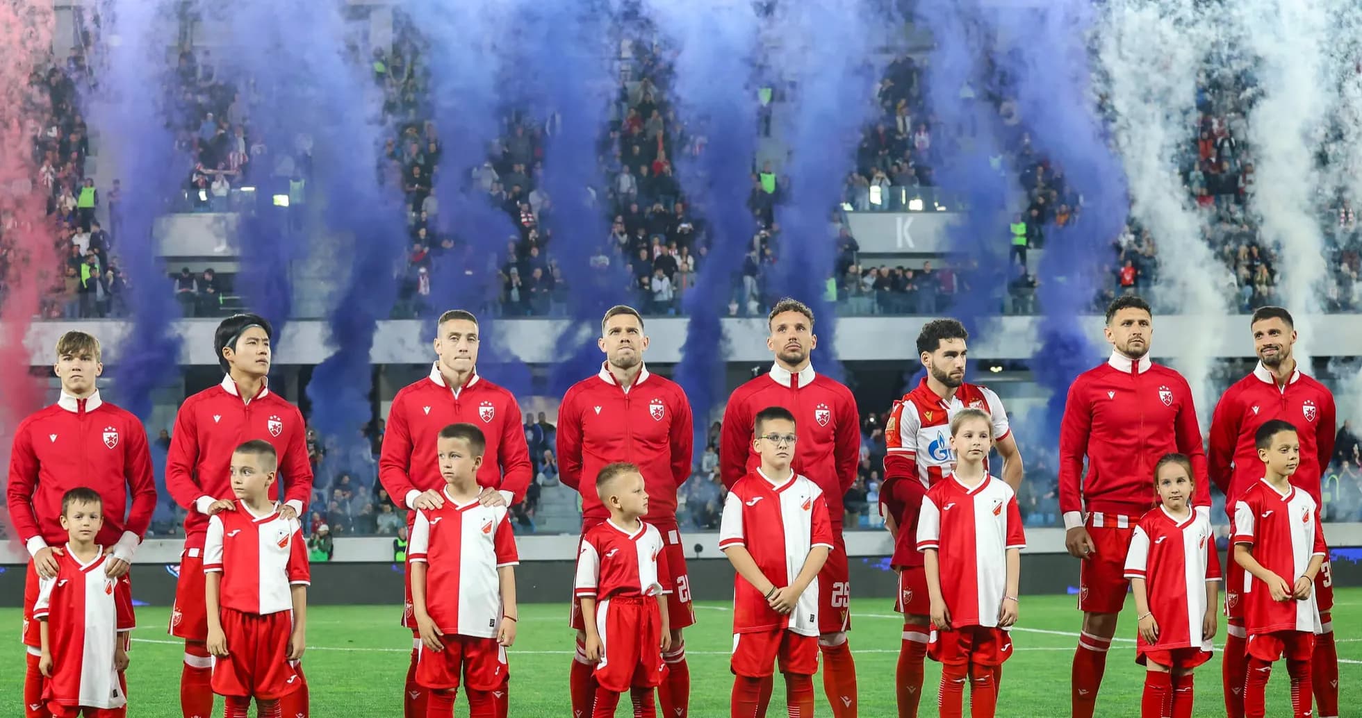 FK Crvena Zvezda players during pre-match ceremony