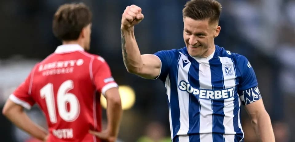Lech Poznan player celebrating a goal