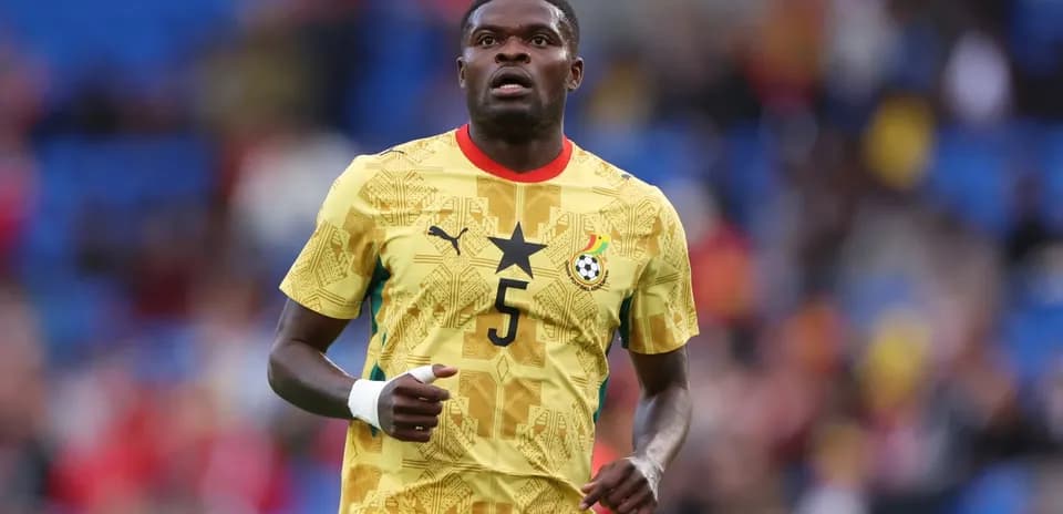 Player in Ghana national team jersey during match