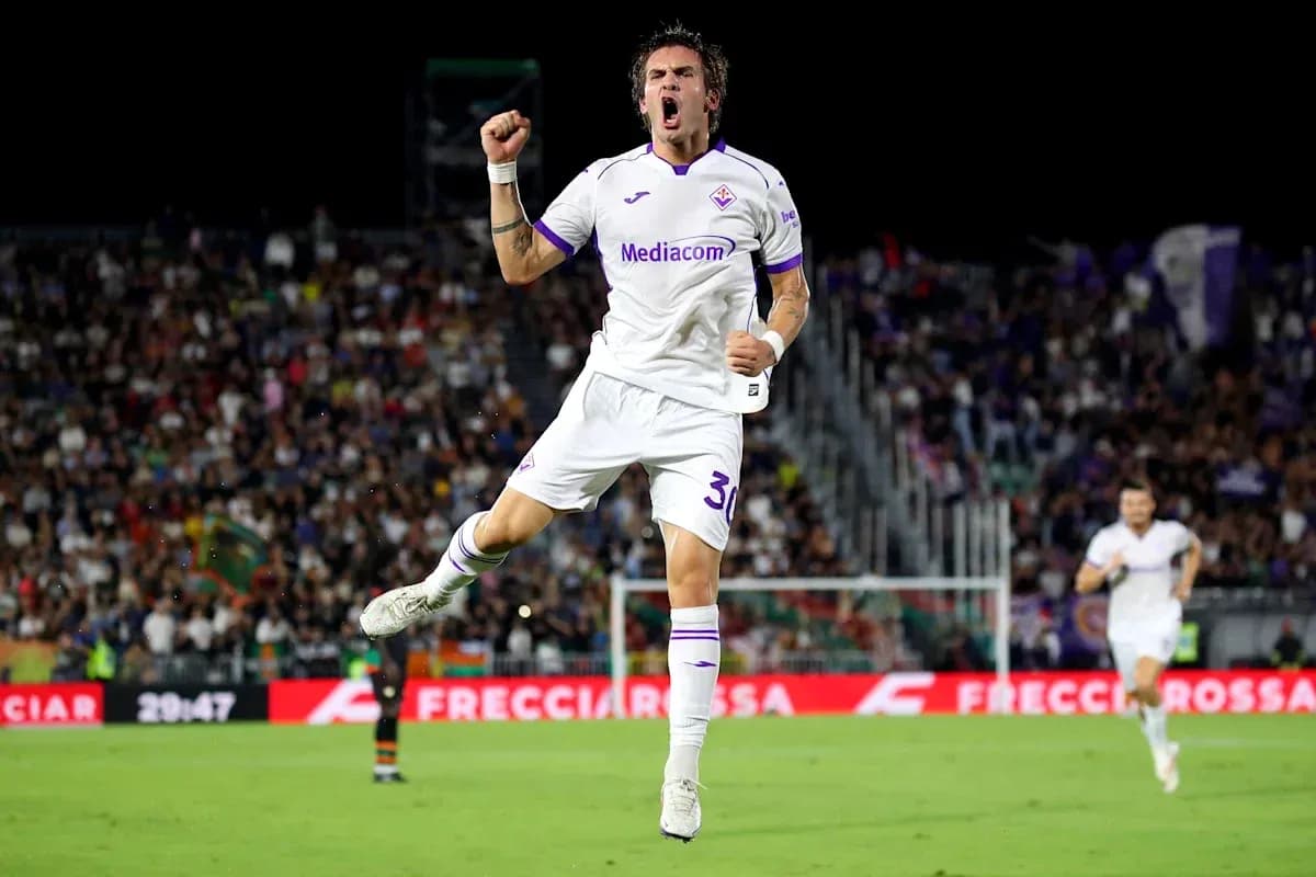 Fiorentina player celebrating a goal on field