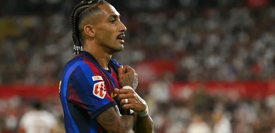 Player in Barcelona kit during match action