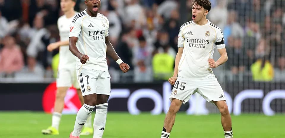 Real Madrid players celebrating during match