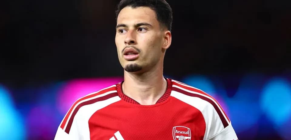 Arsenal player looking focused during match preparation