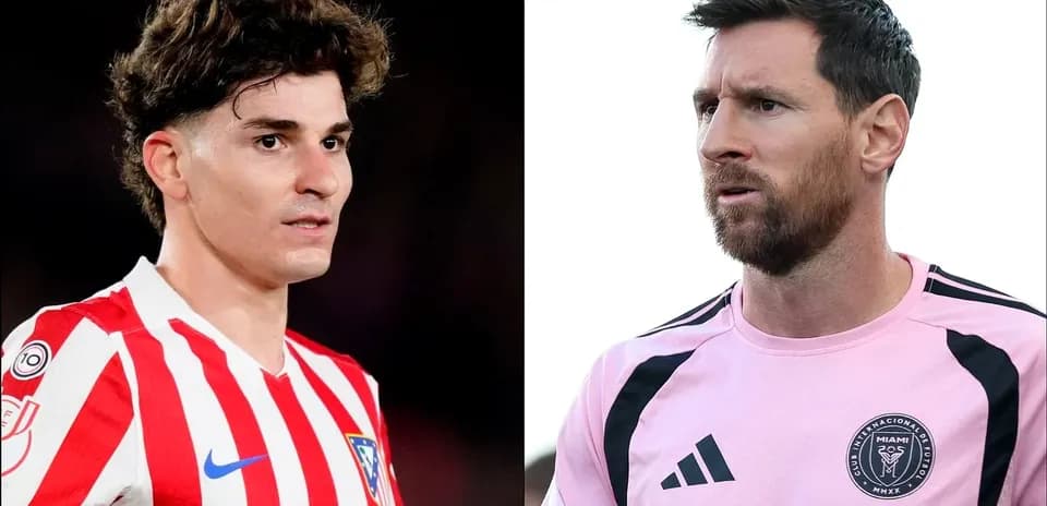 Two football players in their team kits