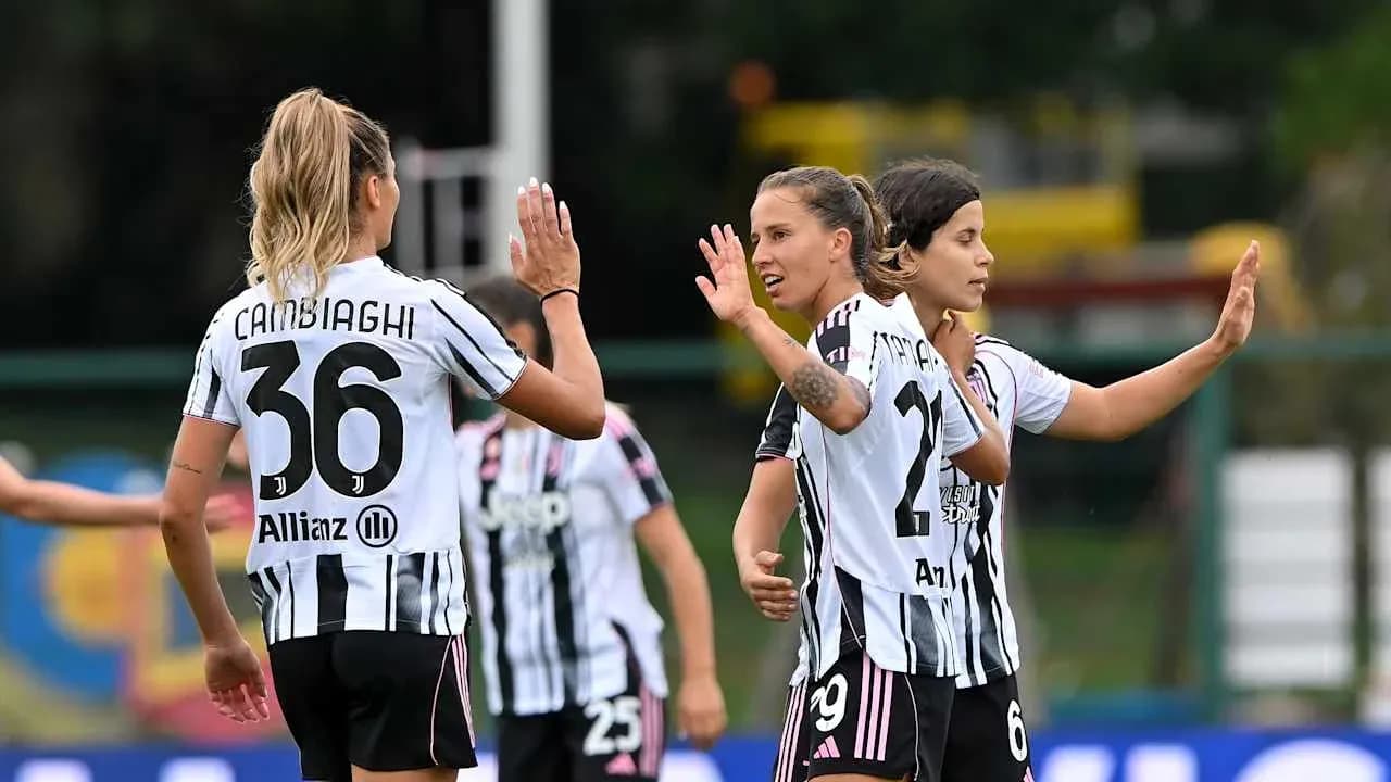 Juventus women celebrating during a match