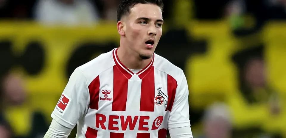 Player in FC Köln kit during a match