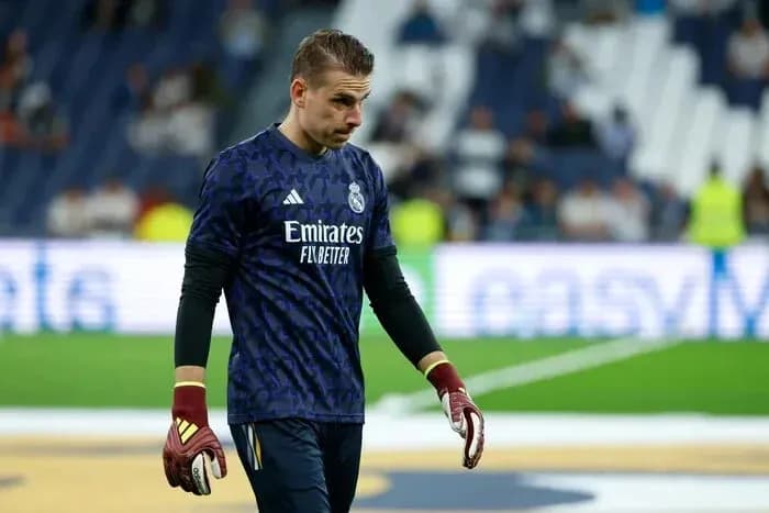 Goalkeeper walking off the pitch during match