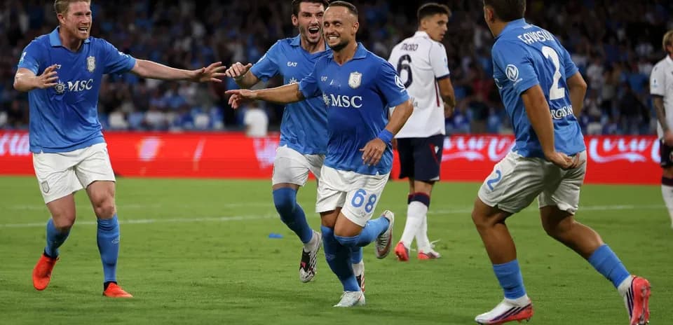 Napoli players celebrating a goal in match