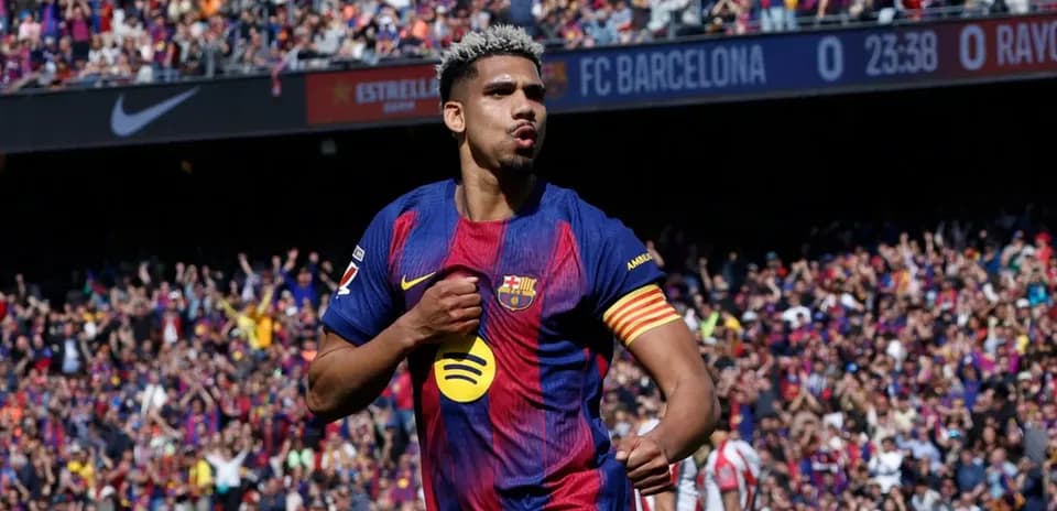 Player celebrating goal at FC Barcelona match