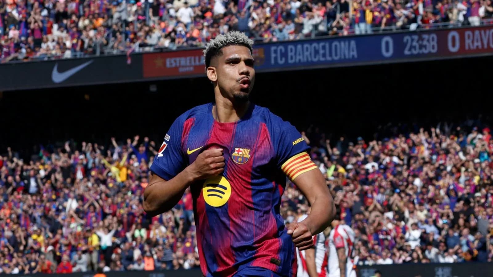 Player celebrating goal at FC Barcelona match