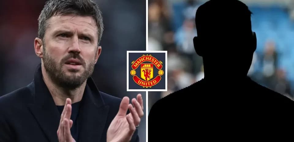 Manchester United manager gesturing during match