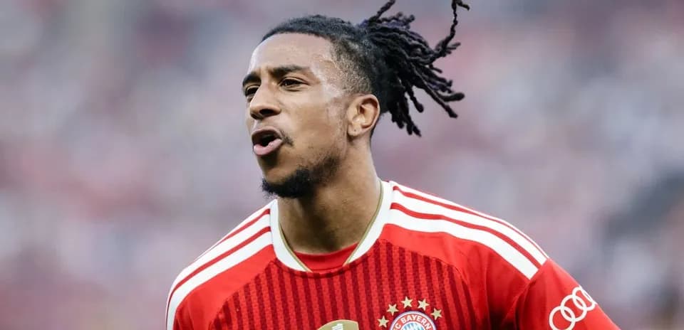 Bayern Munich player celebrating on the field