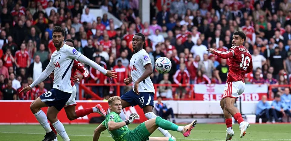 Nottingham Forest player shooting during match
