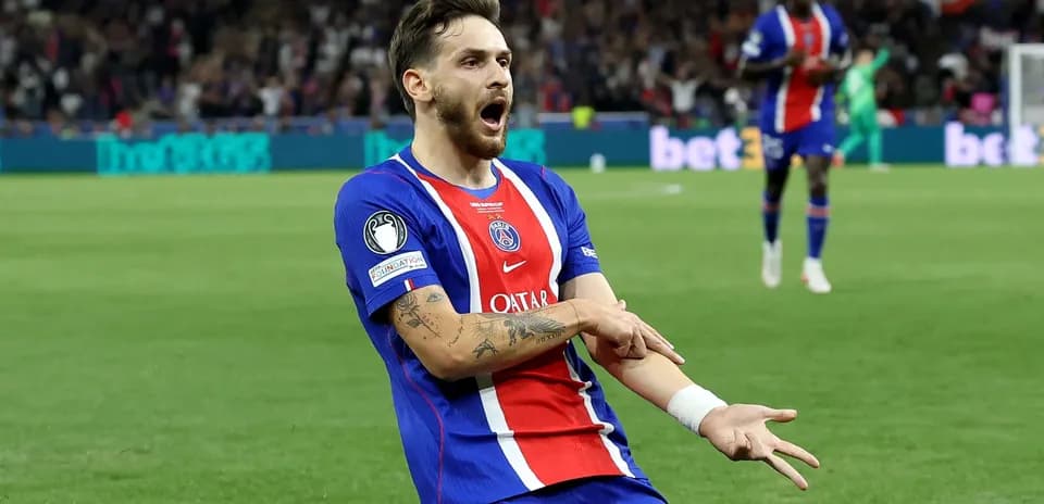 Player celebrating after scoring for PSG in match