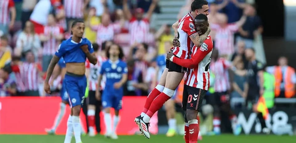 Sunderland players celebrating during Premier League match