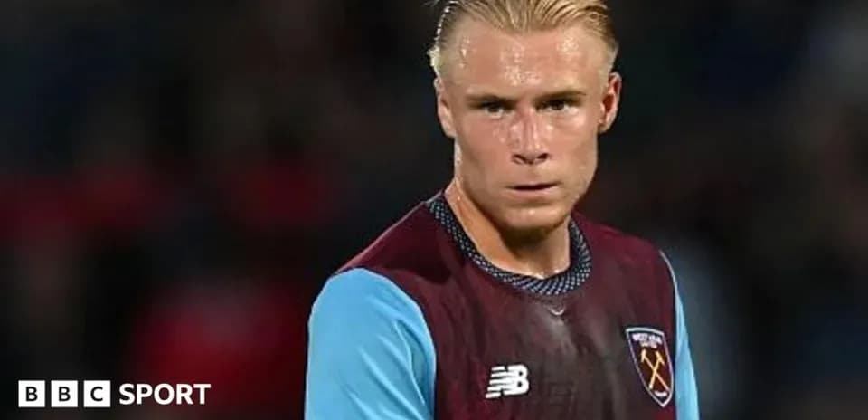 Player in West Ham kit during match