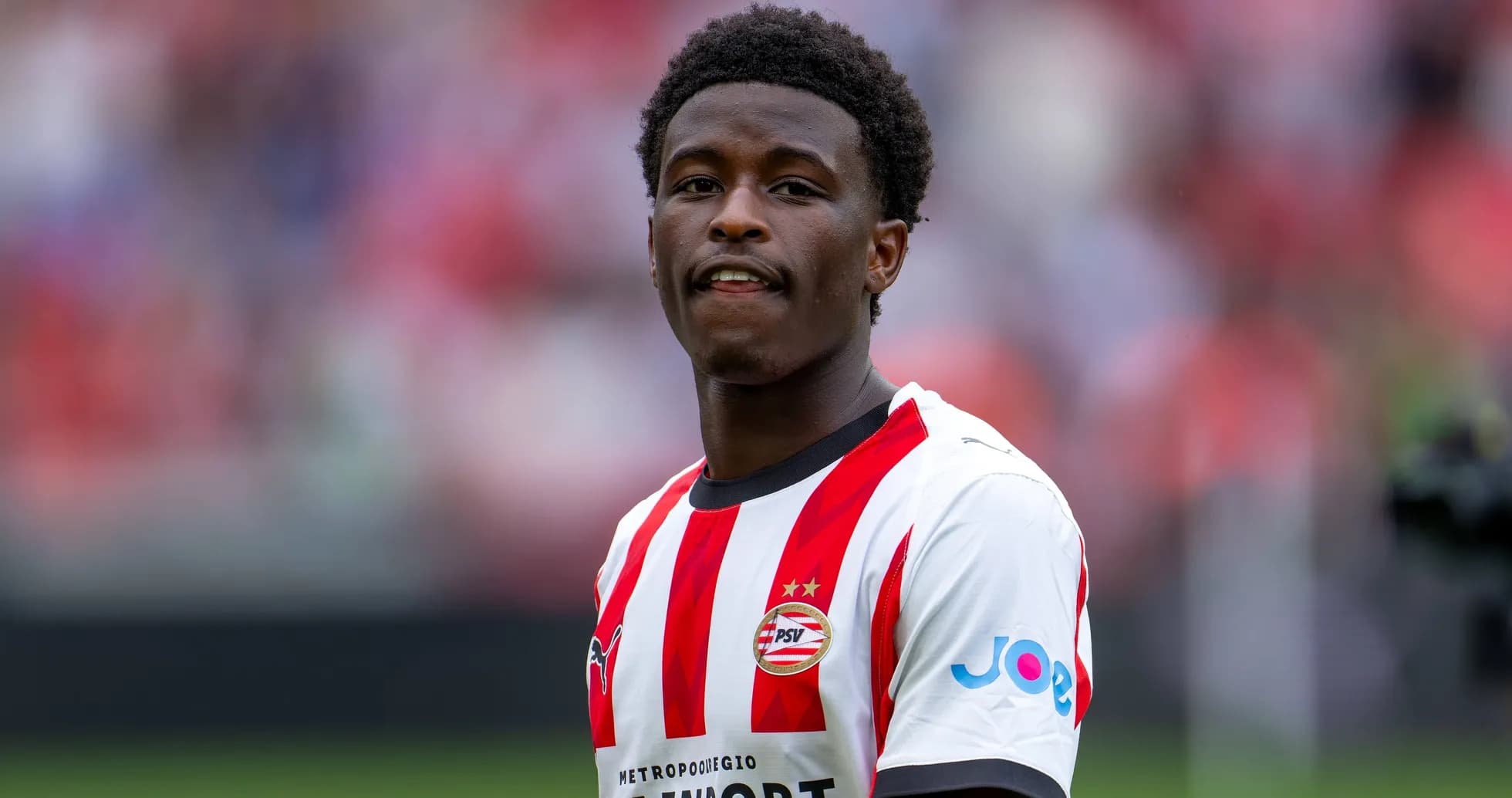 Player wearing PSV Eindhoven kit on the field