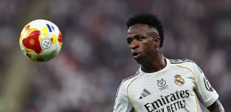 Vinícius Júnior in action with the ball