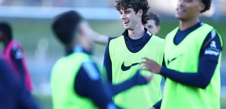 Players in training vests during practice session
