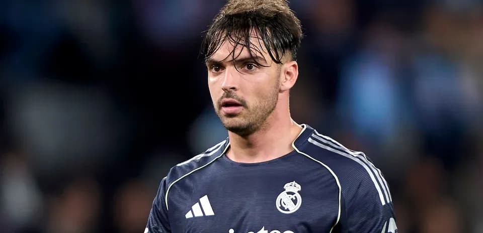 Goalkeeper in Real Madrid uniform during match