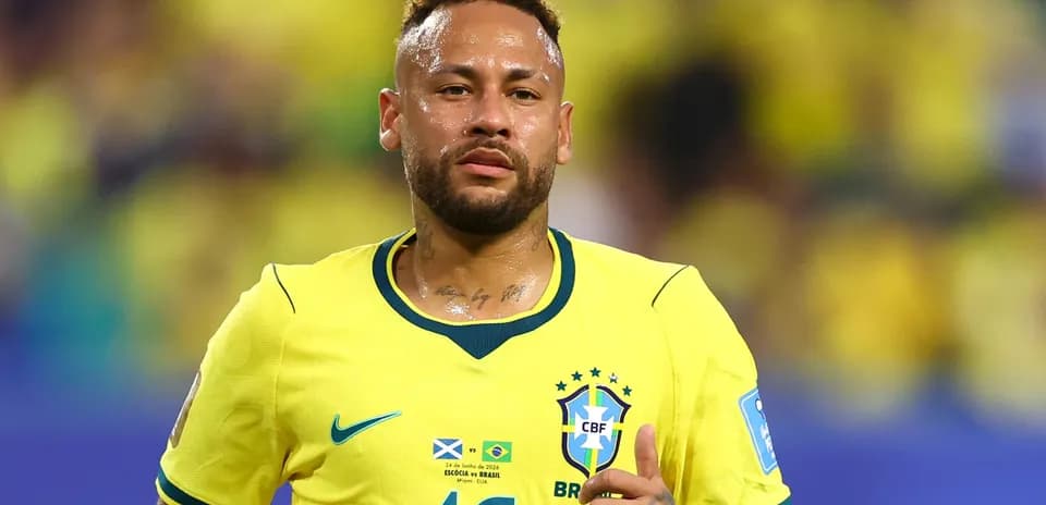 Neymar in Brazil jersey during match
