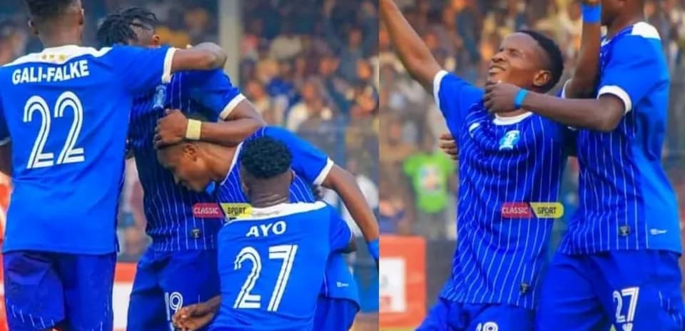 Ikorodu City players celebrating a goal