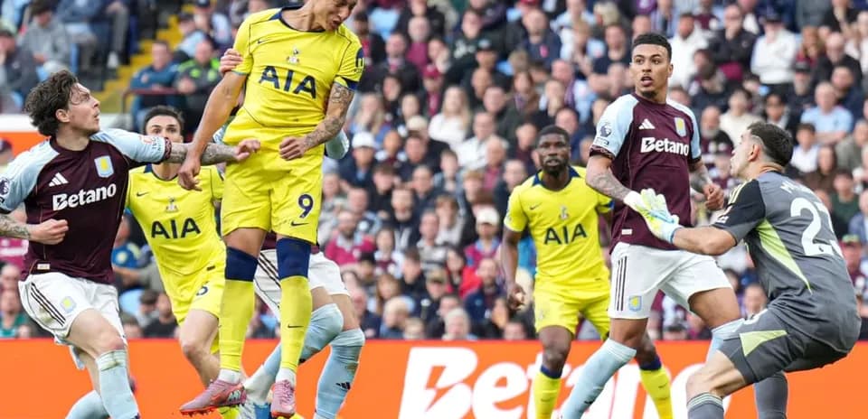 Richarlison scoring a header against Aston Villa