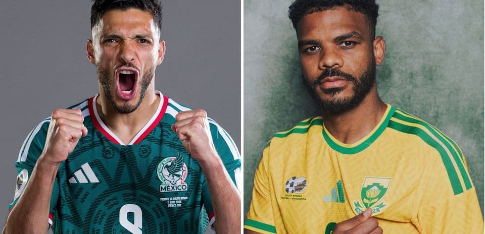 Mexican and South African players in team jerseys