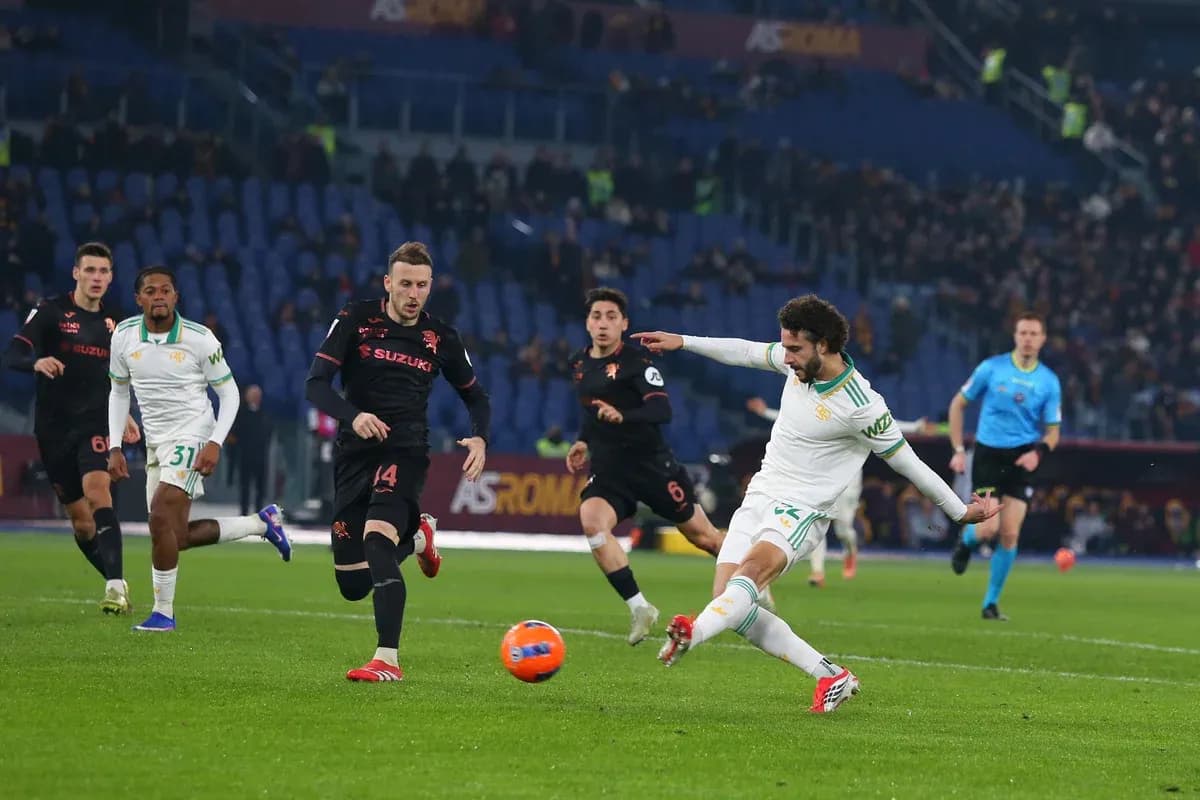 Player kicking ball during Torino vs AS Roma match Player kicking ball during Torino vs AS Roma match