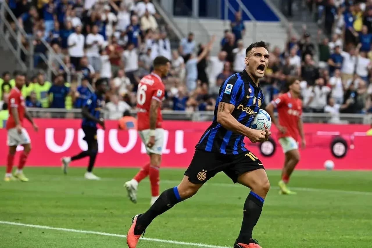 Lautaro Martínez celebrating a goal for Inter Lautaro Martínez celebrating a goal for Inter
