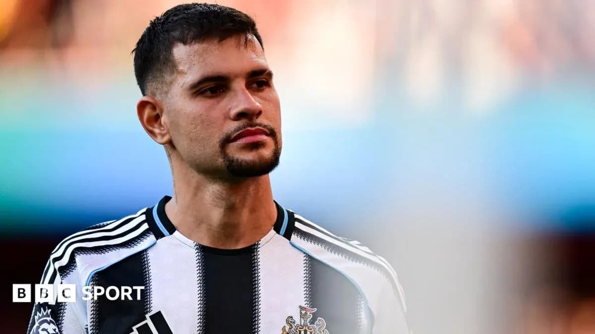 Player in Newcastle United kit during match Player in Newcastle United kit during match