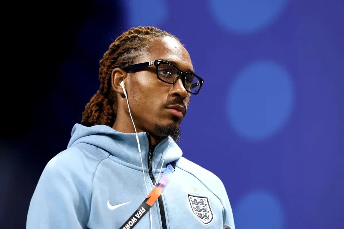 Player wearing glasses and earphones before match Player wearing glasses and earphones before match