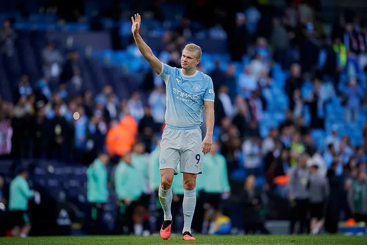 Player waving to fans after match Player waving to fans after match
