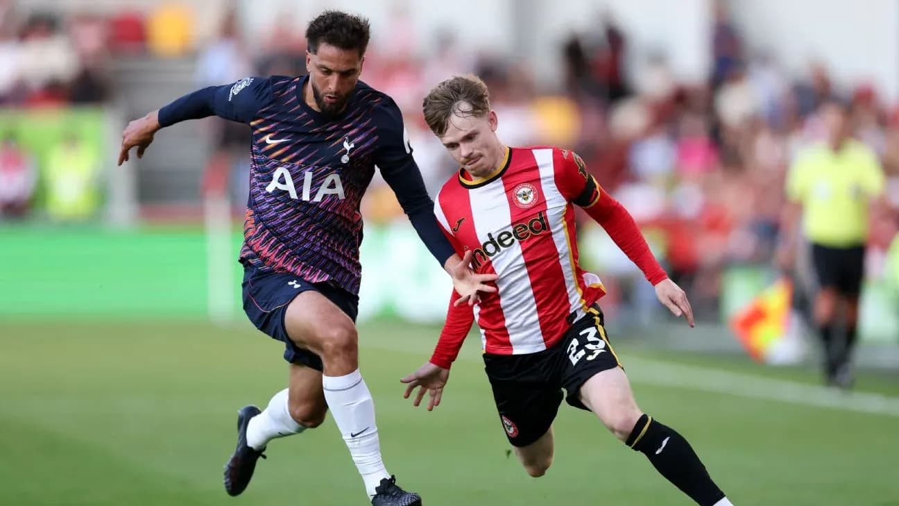 Player contesting for the ball during match Player contesting for the ball during match