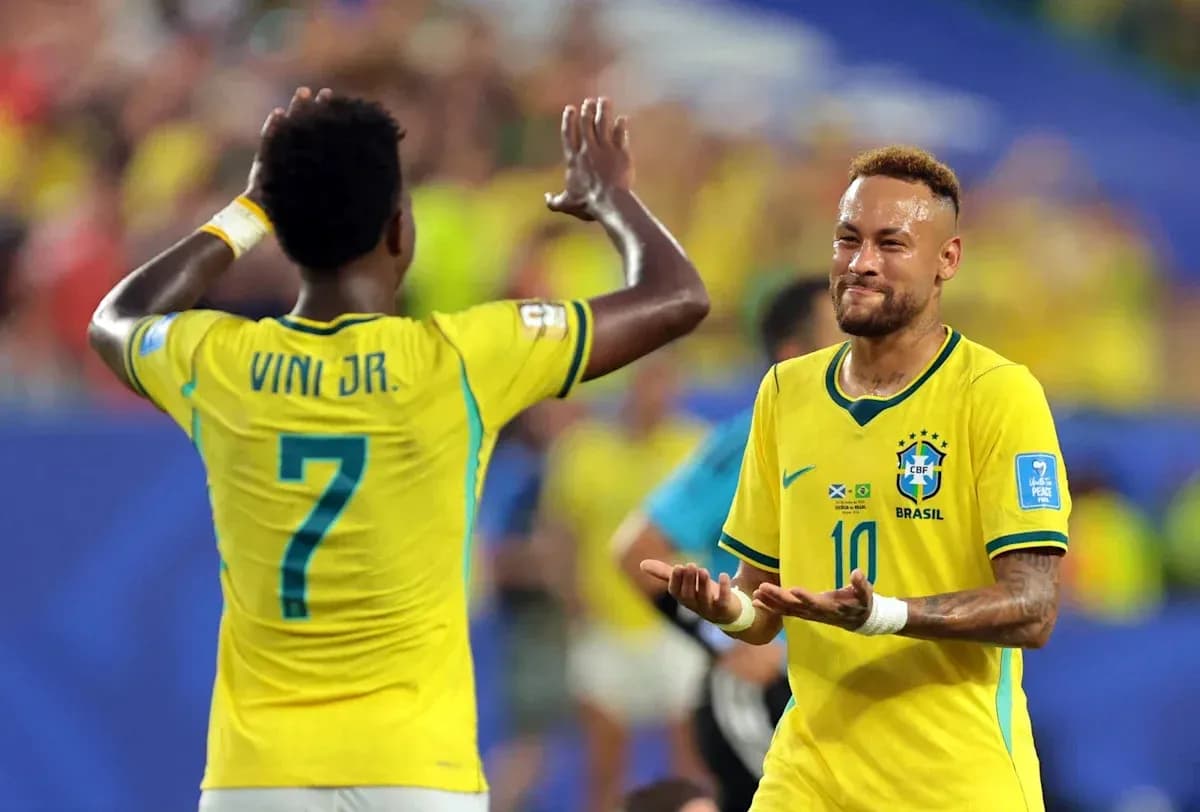 Neymar and Vinicius Jr. celebrating during match Neymar and Vinicius Jr. celebrating during match