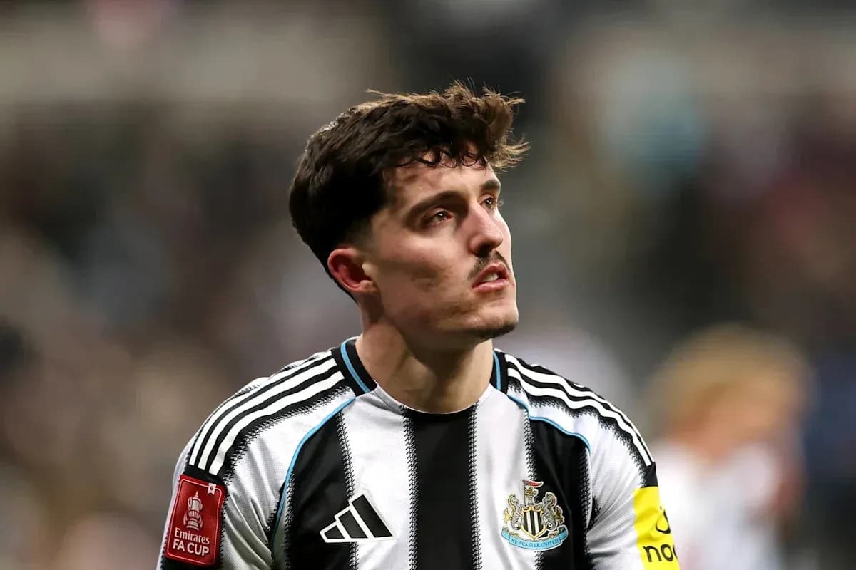 Newcastle United player looking up during match Newcastle United player looking up during match