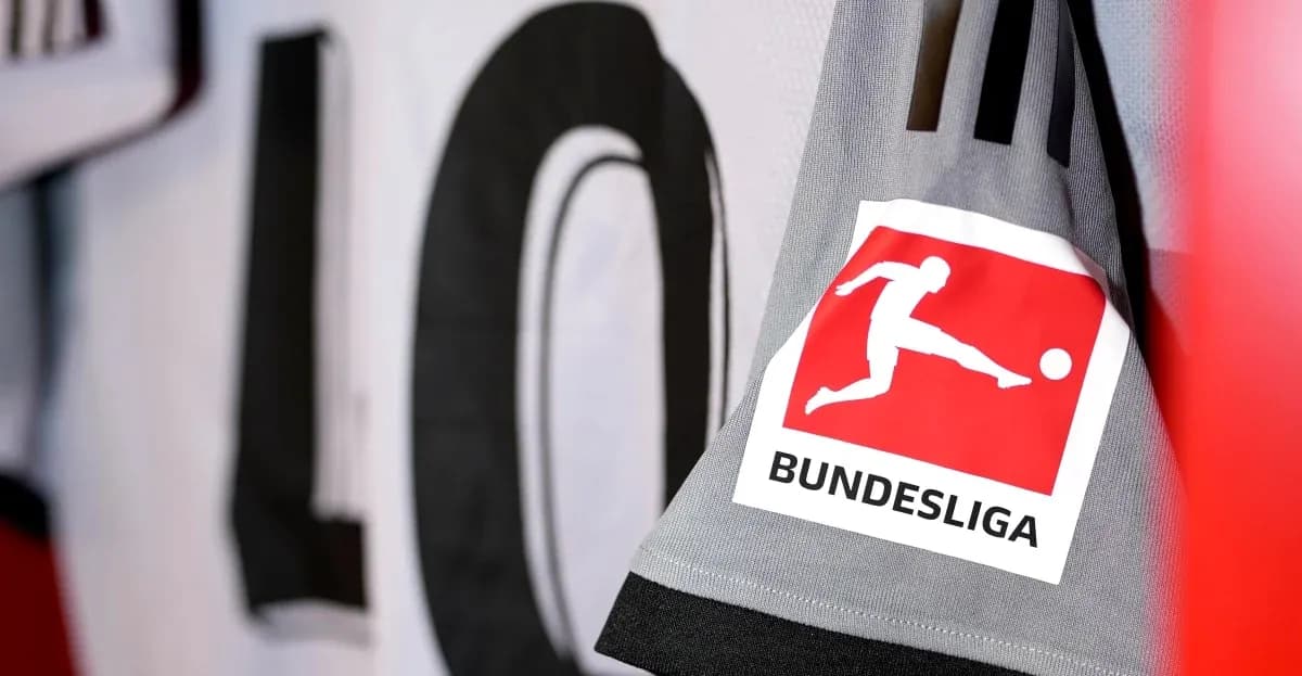Close-up of Bundesliga logo on jersey sleeve Close-up of Bundesliga logo on jersey sleeve